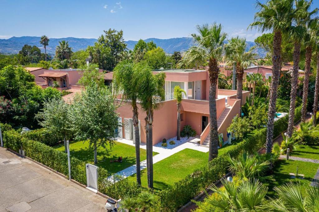 Villa Ametista Portorosa Furnari Buitenkant foto
